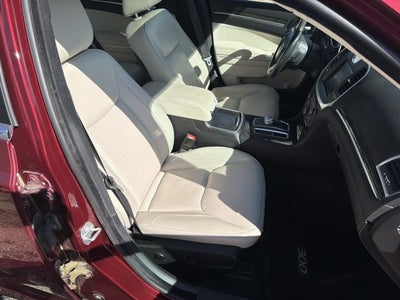 2016 Chrysler 300C 300C