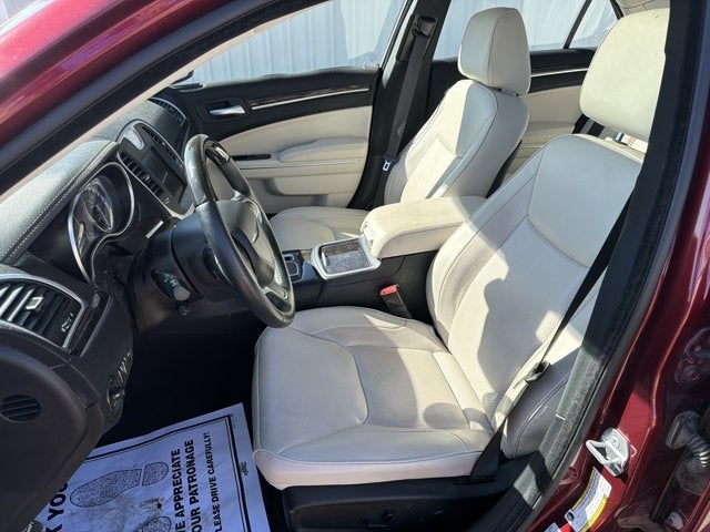 2016 Chrysler 300C 300C