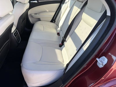 2016 Chrysler 300C 300C