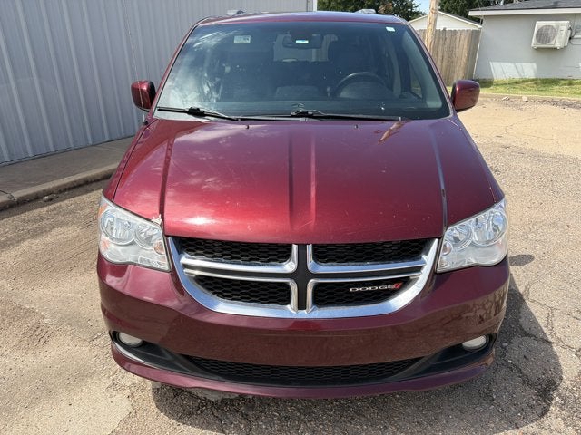Used 2019 Dodge Grand Caravan SXT with VIN 2C4RDGCG6KR563883 for sale in Liberal, KS