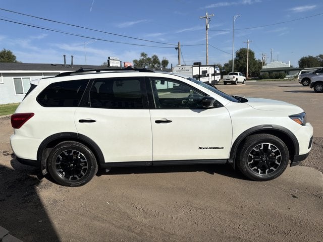2020 Nissan Pathfinder SL