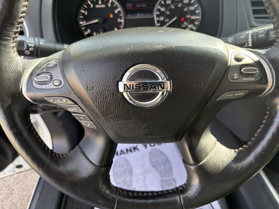2020 Nissan Pathfinder SL