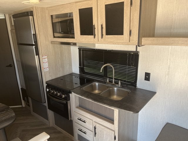 2015 Prow Heartland BH250